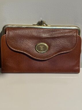 Classic Brown Leather Frame Wallet with Gold Accent